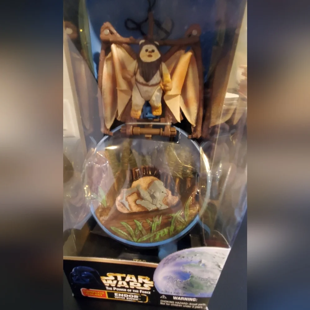 POTF Star Wars Endor with Ewok 1998 Kenner Hasbro New Box L👀K